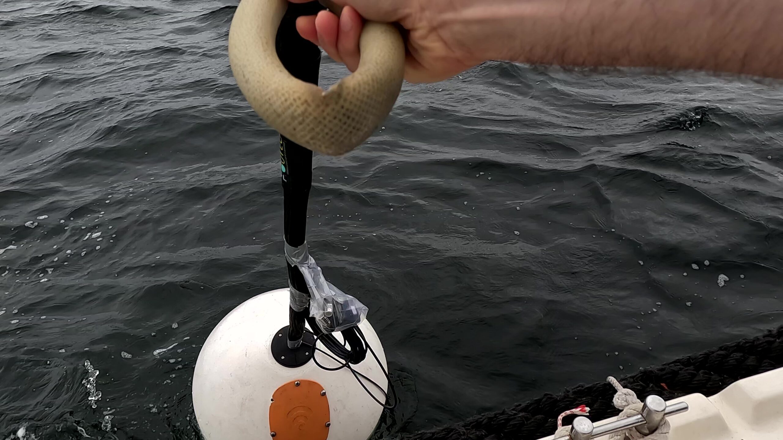 Managing underwater noise pollution: Experiments with Smart Buoys!